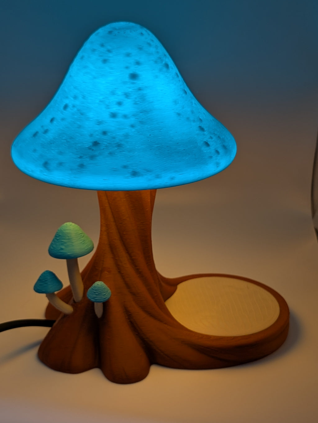 Cap & Keep Table Lamp with Tray