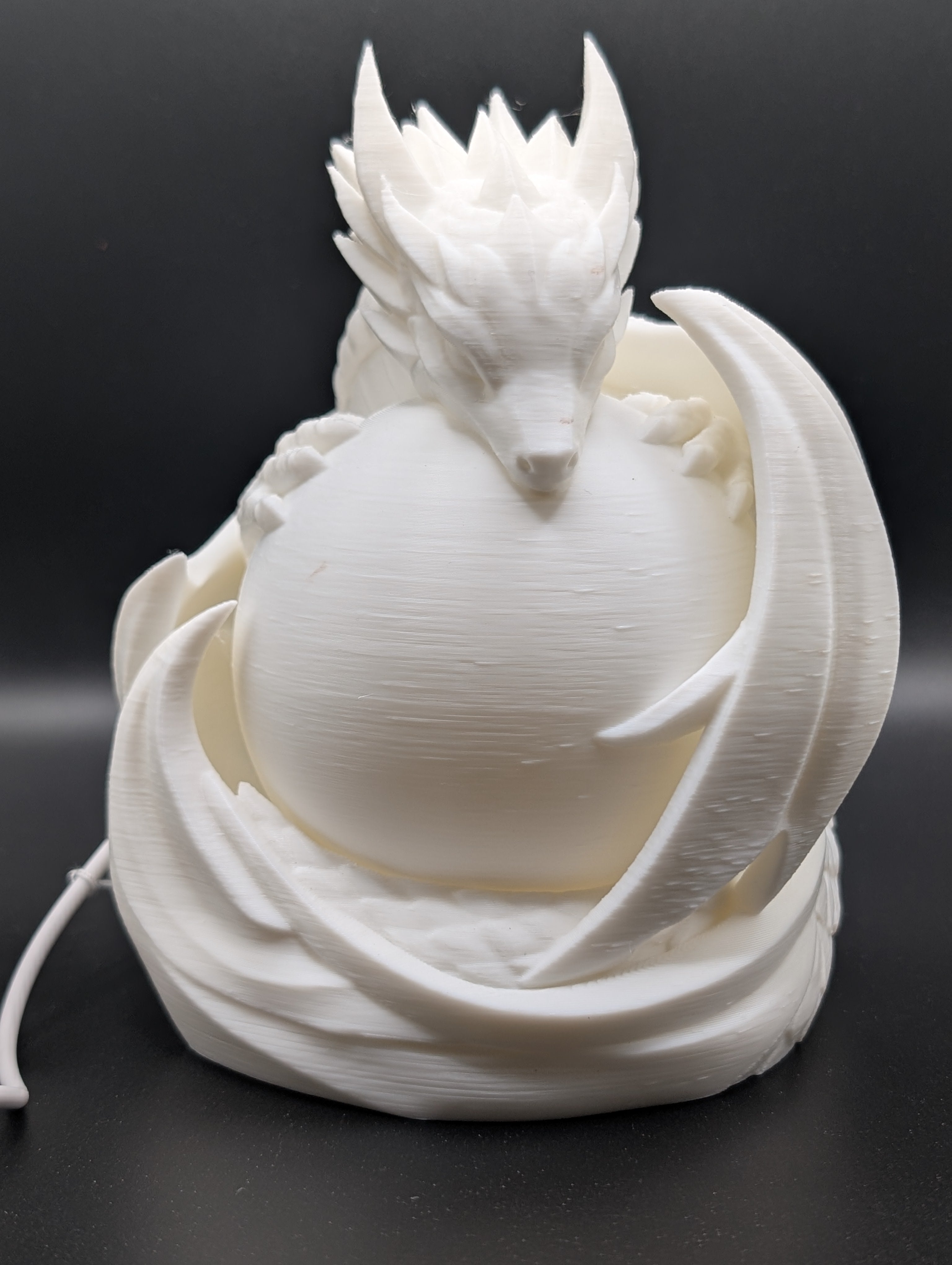 Dragon Sphere Table Lamp