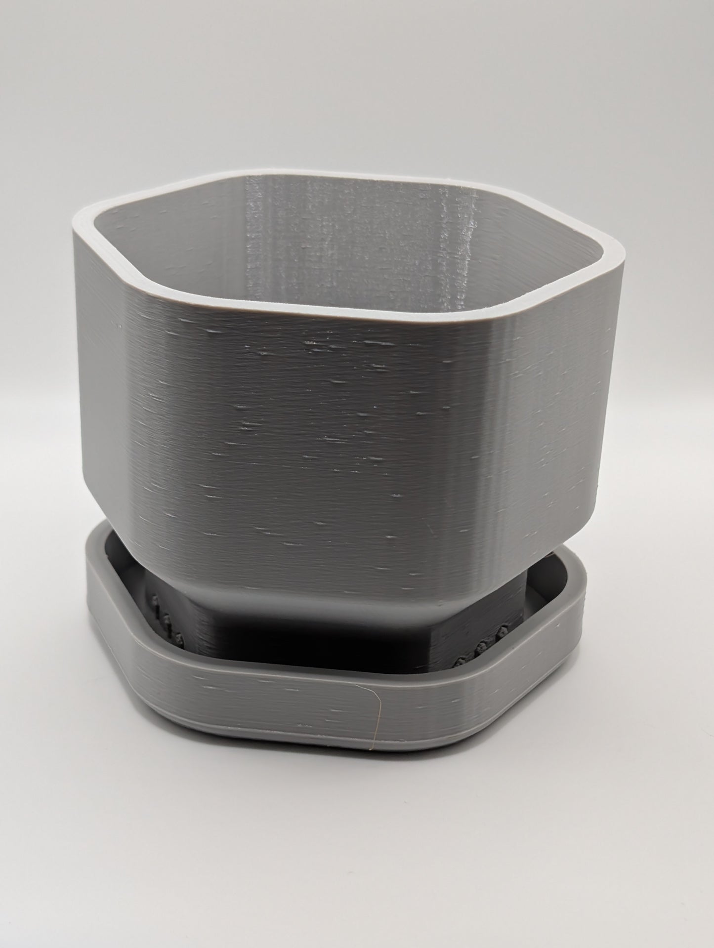Gray Planter