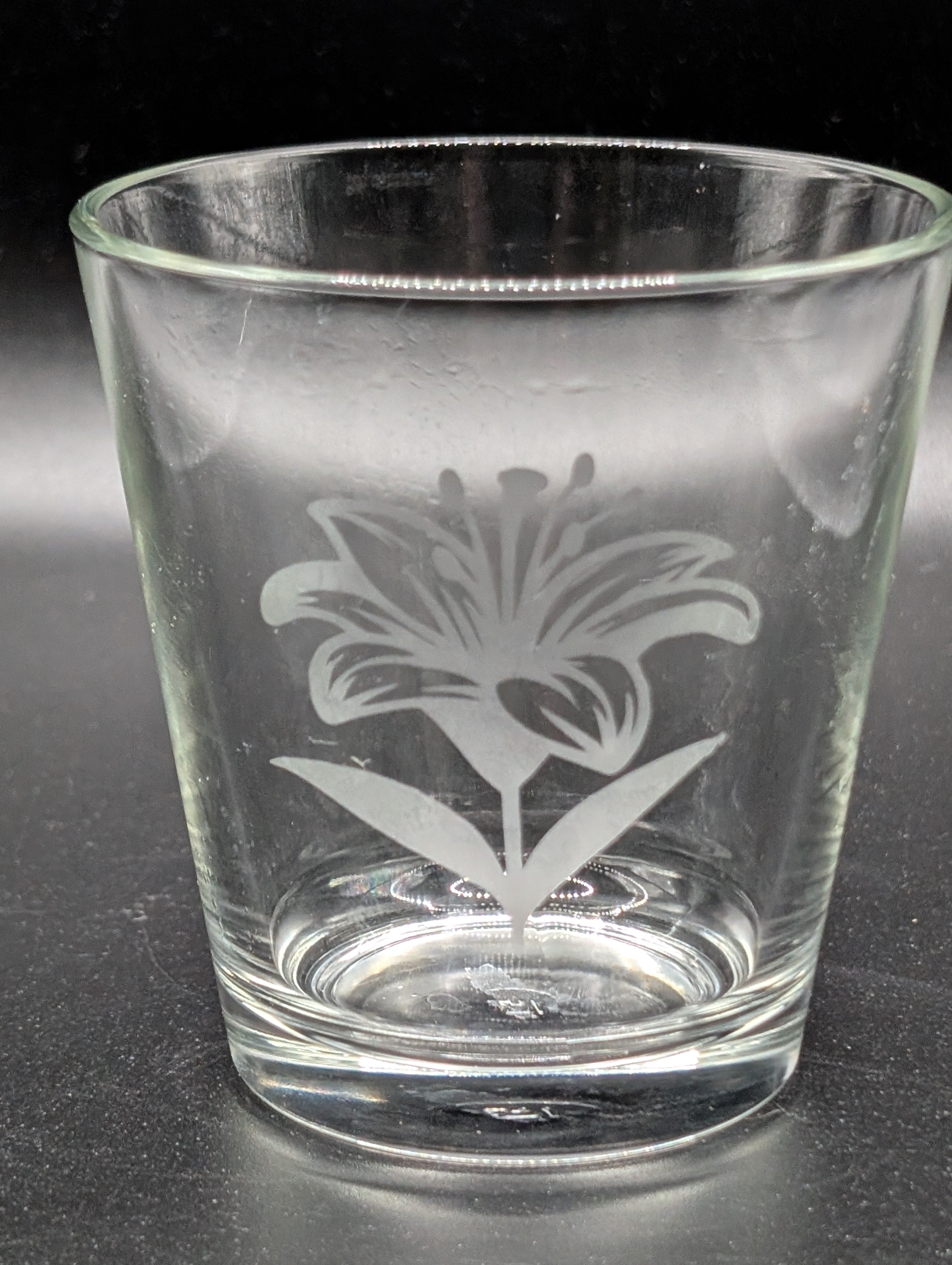 Personalized Etched Flower Design Shot Glass