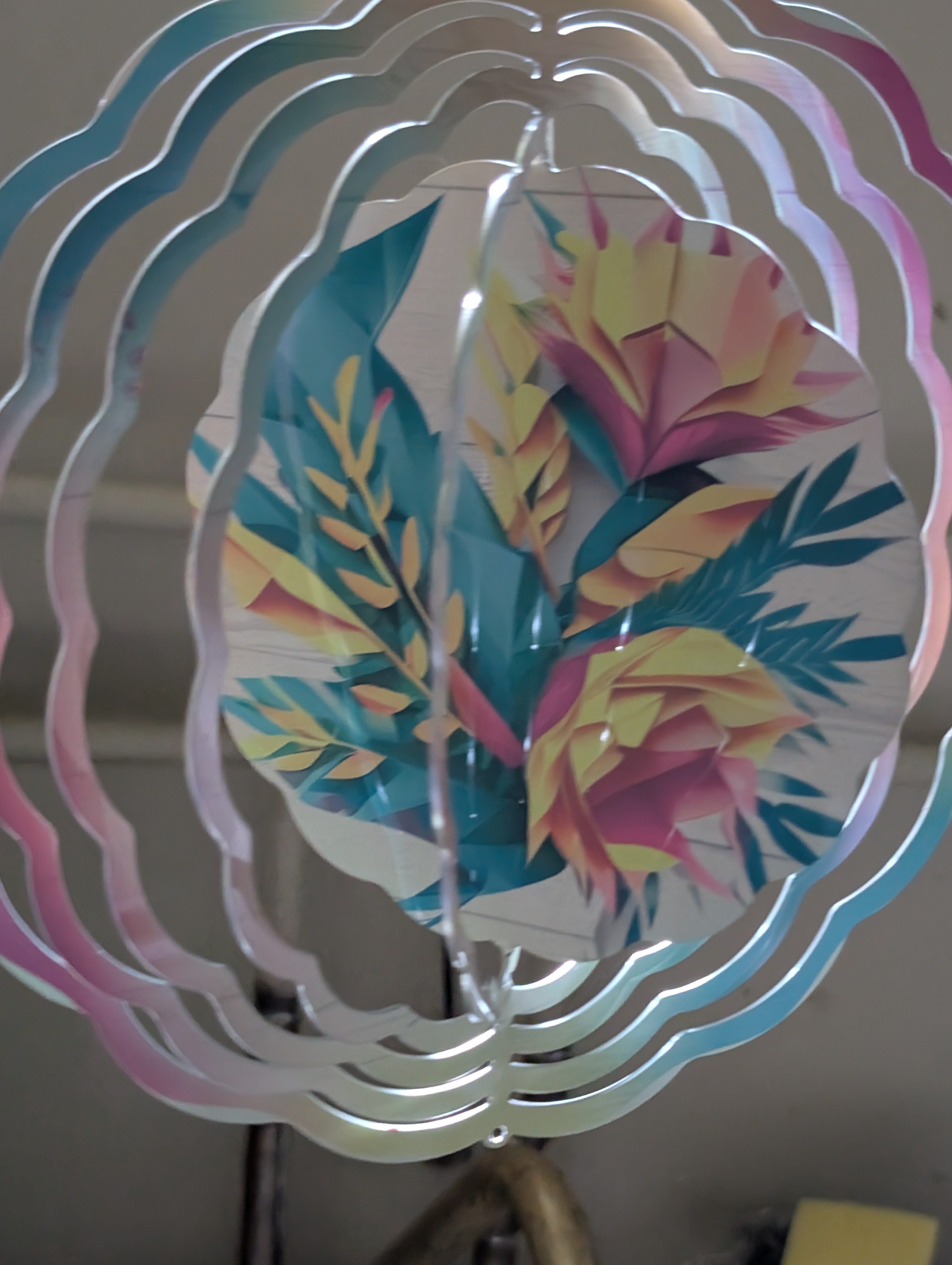 8" Floral Wind Spinner