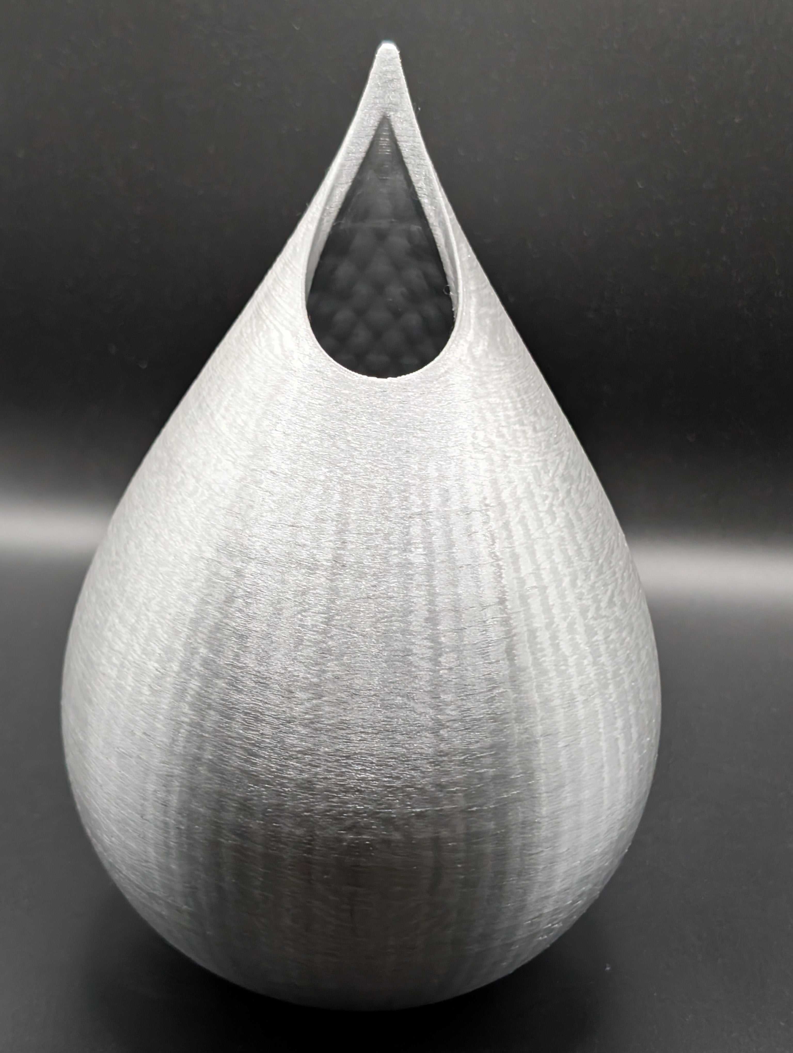 Silver Decorative Vase – 3D Printed Design